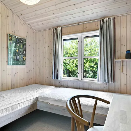 Cozy In A Quiet Area Close To The Feriehus Dannemare