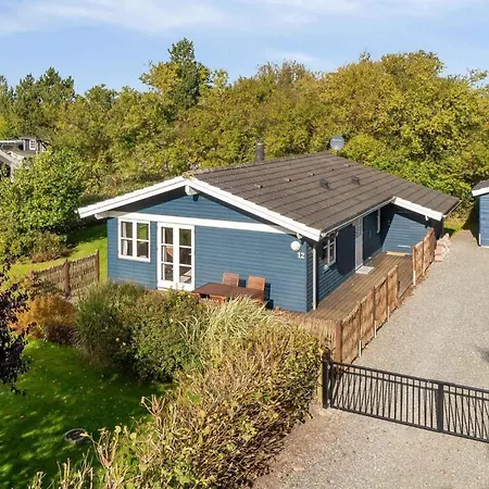 Cozy In A Quiet Area Close To The Dannemare