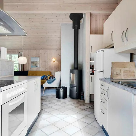 Feriehus Cozy In A Quiet Area Close To The *