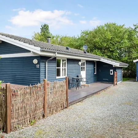 Cozy In A Quiet Area Close To The Feriehus Dannemare